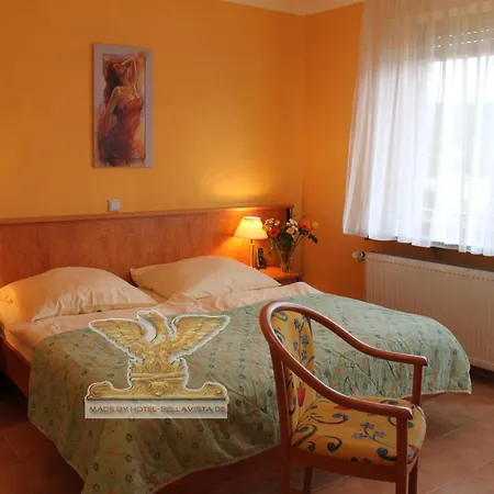 Rheinhotel Bellavista ブラウバッハ