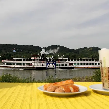 Rheinhotel Bellavista ブラウバッハ